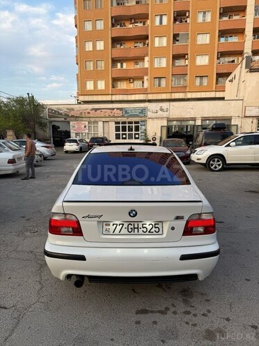 BMW 525 2002, 317,000 km - 2.5 l - Bakı
