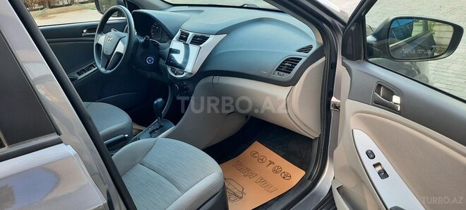 Hyundai Accent 2016, 84,000 km - 1.6 l - Bakı
