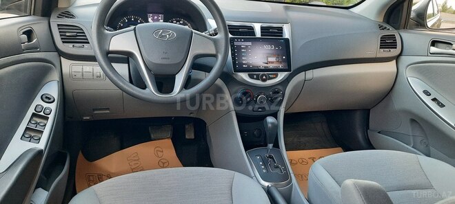 Hyundai Accent 2016, 84,000 km - 1.6 l - Bakı