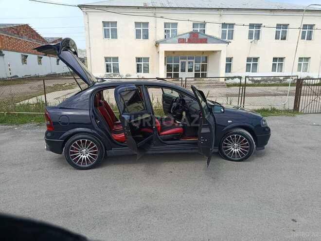 Opel Vectra 2002, 132,100 km - 2.2 l - Mingəçevir