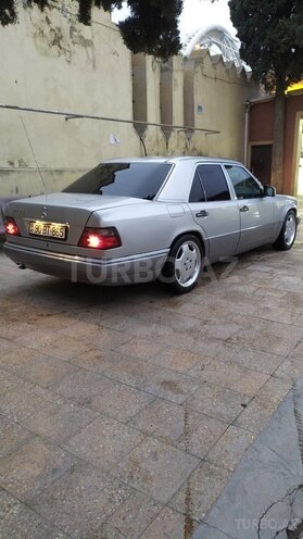 Mercedes E 200 1995, 500,589 km - 2.0 l - Bakı