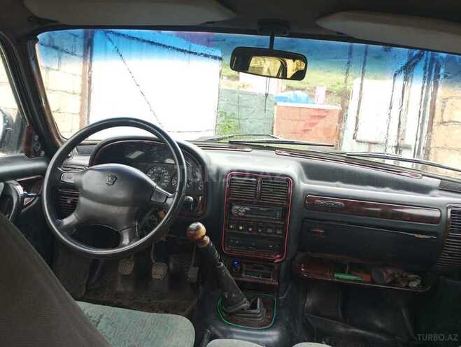 GAZ 3110 2003, 270,000 km - 2.3 l - Quba