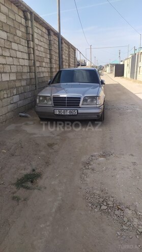 Mercedes E 200 1995, 500,589 km - 2.0 l - Bakı