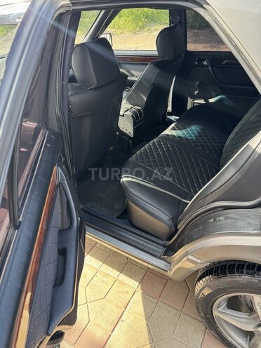 Mercedes E 220 1988, 453,000 km - 2.2 l - Gəncə