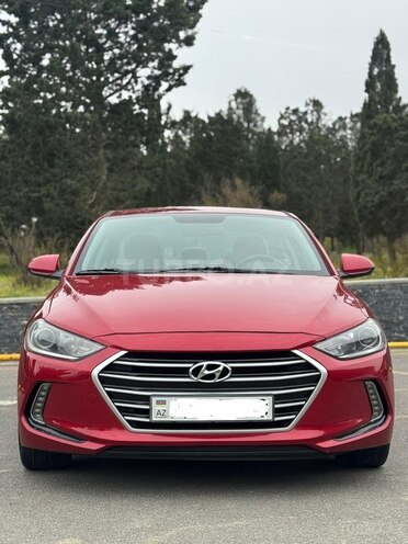 Hyundai Elantra-1