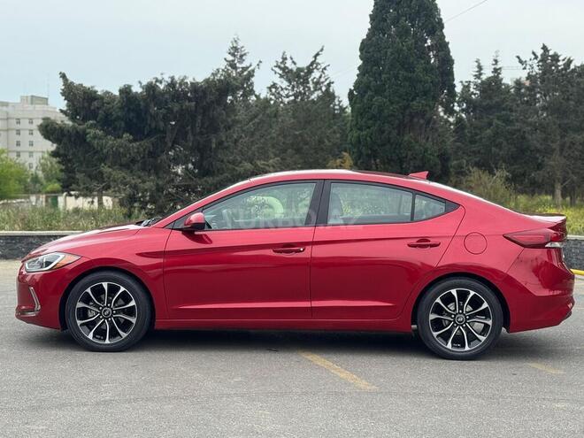 Hyundai Elantra-5