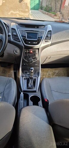 Hyundai Elantra 2015, 70,900 km - 1.8 l - Bakı