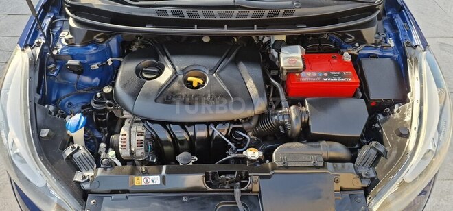 Hyundai Elantra 2015, 70,900 km - 1.8 l - Bakı