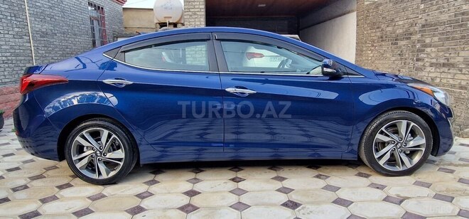 Hyundai Elantra 2015, 70,900 km - 1.8 l - Bakı