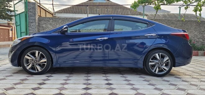 Hyundai Elantra 2015, 70,900 km - 1.8 l - Bakı