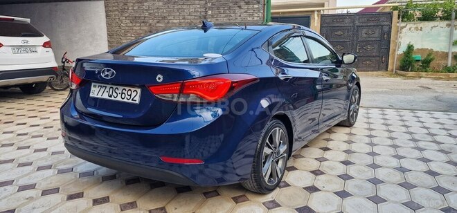 Hyundai Elantra 2015, 70,900 km - 1.8 l - Bakı