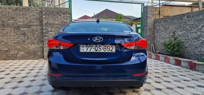 Hyundai Elantra 2015, 70,900 km - 1.8 l - Bakı