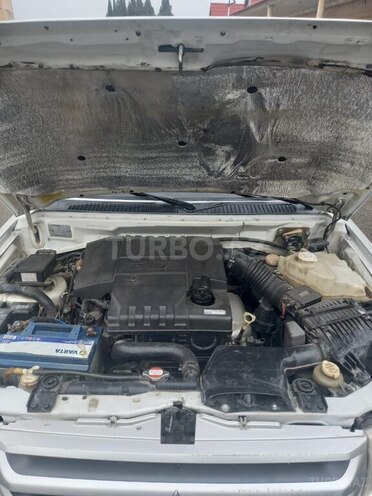 Mitsubishi Pajero io 2000, 250,000 km - 2.0 л - Ağdaş