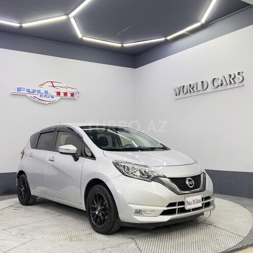 Nissan Note-2
