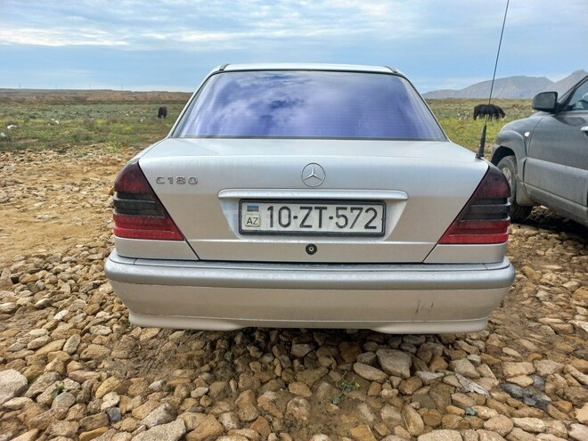 Mercedes C 180 1999, 324,324 km - 1.8 l - Bakı