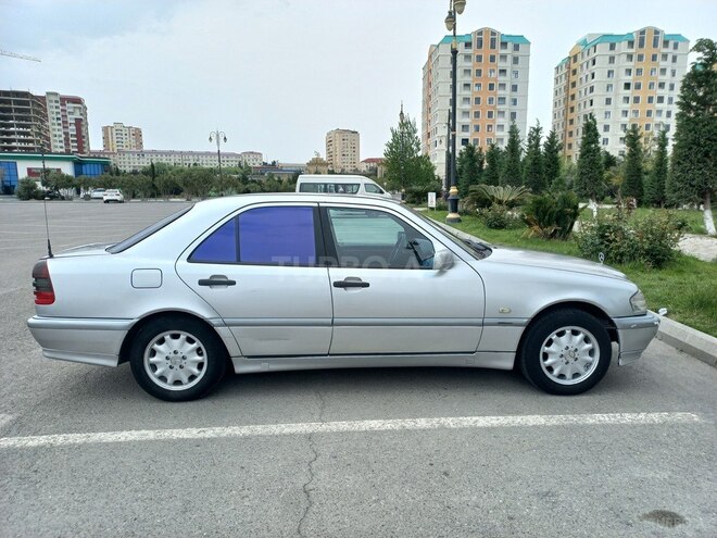 Mercedes C 180 1999, 324,324 km - 1.8 l - Bakı