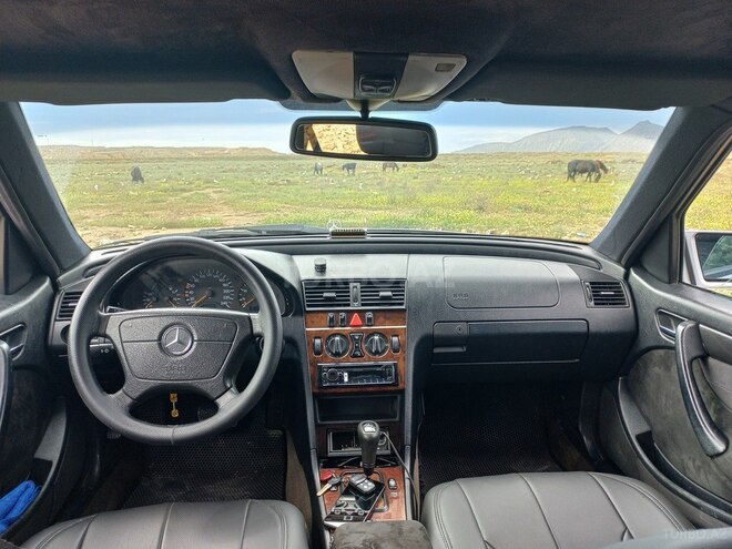 Mercedes C 180 1999, 324,324 km - 1.8 l - Bakı