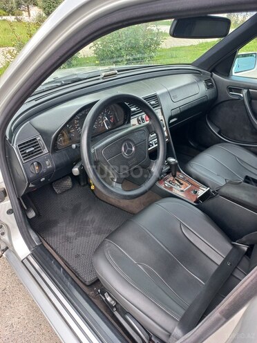 Mercedes C 180 1999, 324,324 km - 1.8 l - Bakı