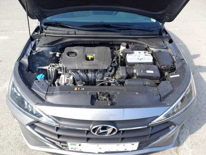 Hyundai Elantra 2019, 82,000 km - 2.0 l - Bakı