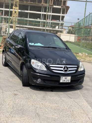 Mercedes B 170 2006, 218,000 km - 1.7 l - Bakı