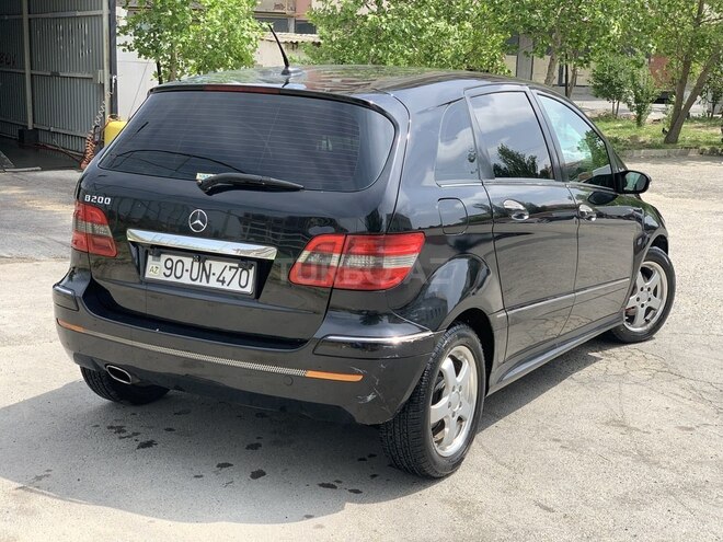 Mercedes B 170 2006, 218,000 km - 1.7 l - Bakı
