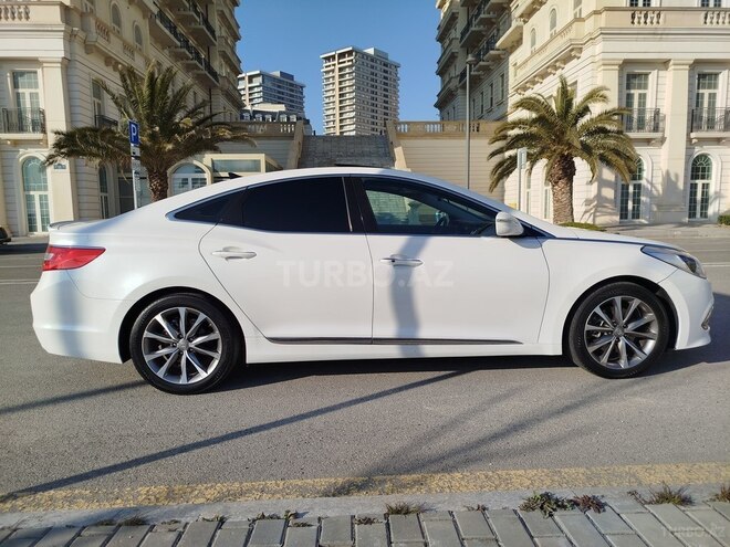 Hyundai Grandeur 2014, 239,000 km - 2.2 l - Bakı