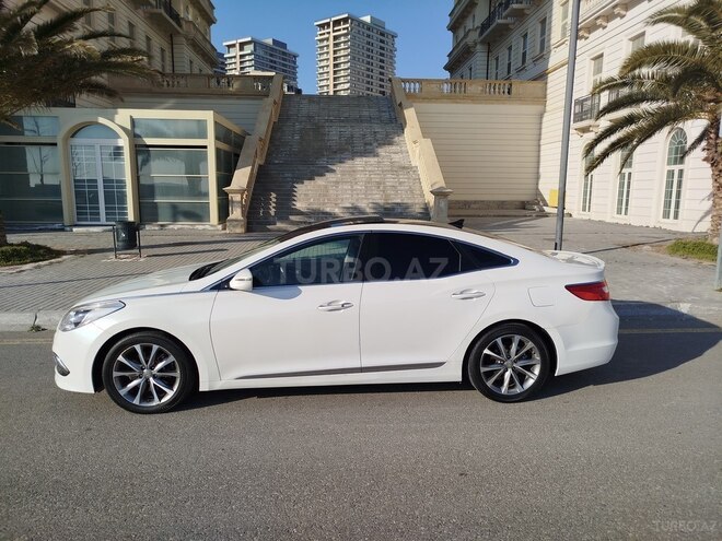 Hyundai Grandeur 2014, 239,000 km - 2.2 l - Bakı