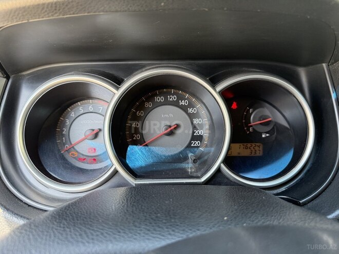 Nissan Tiida 2008, 172,000 km - 1.6 л - Bakı
