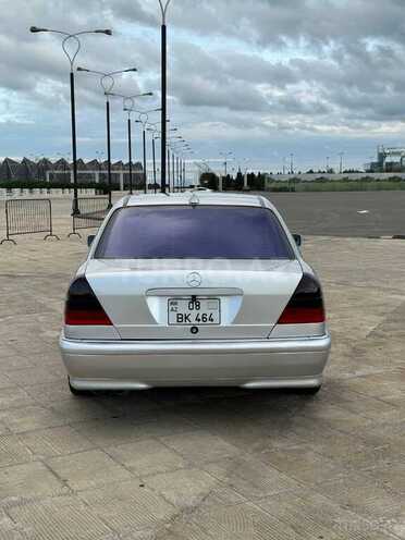 Mercedes C 240 2000, 345,670 km - 2.4 l - Bakı