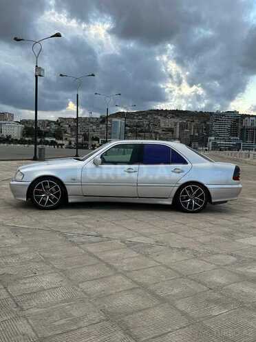 Mercedes C 240 2000, 345,670 km - 2.4 l - Bakı