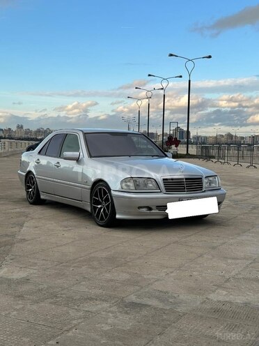 Mercedes C 240 2000, 345,670 km - 2.4 l - Bakı