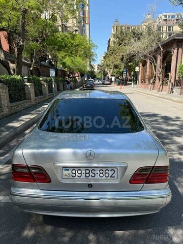 Mercedes E 270 2000, 395,740 km - 2.7 l - Bakı