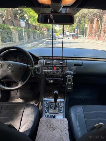 Mercedes E 270 2000, 395,740 km - 2.7 l - Bakı