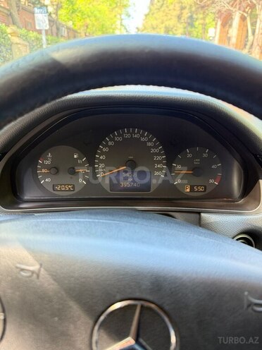 Mercedes E 270 2000, 395,740 km - 2.7 l - Bakı