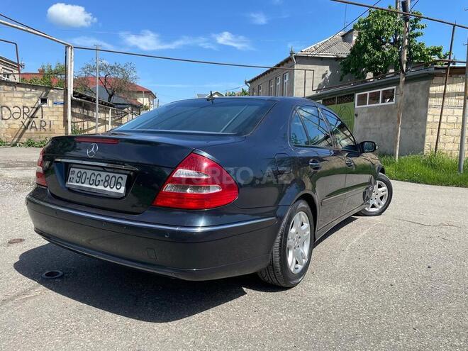 Mercedes E 240 2004, 168,000 km - 2.6 l - Quba