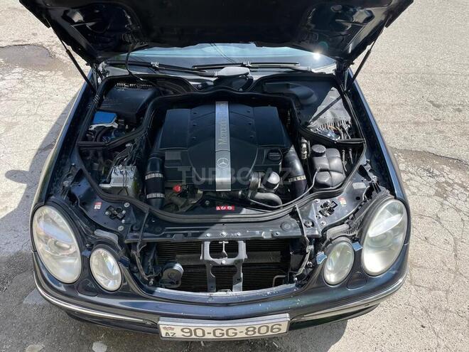 Mercedes E 240 2004, 168,000 km - 2.6 l - Quba