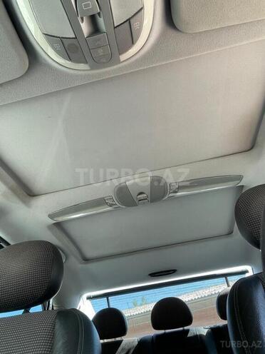 Mercedes E 240 2004, 168,000 km - 2.6 l - Quba
