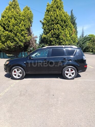 Mitsubishi Outlander 2008, 25,500 km - 3.0 l - Qazax