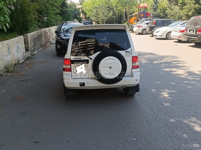 Mitsubishi Pajero io 2000, 240,000 km - 1.8 l - Bakı