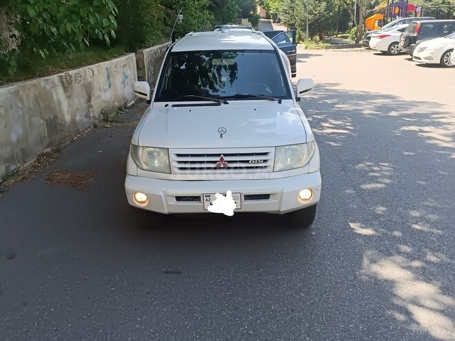 Mitsubishi Pajero io 2000, 240,000 km - 1.8 l - Bakı