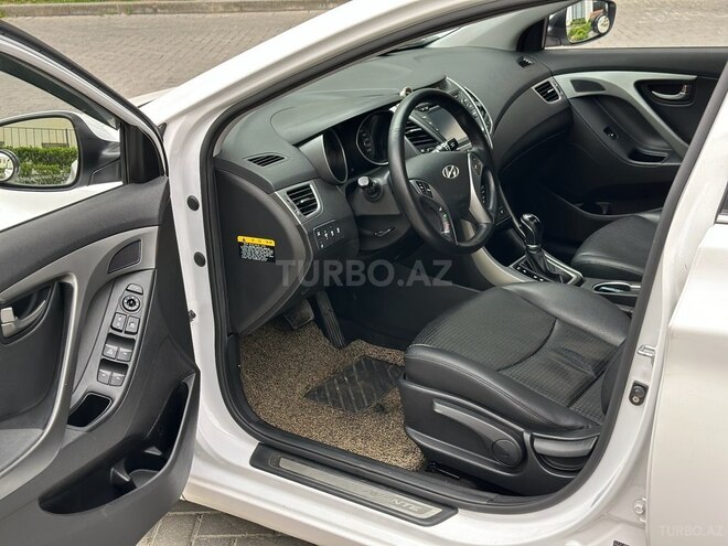 Hyundai Avante 2015, 130,000 km - 1.6 л - Bakı