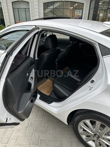 Hyundai Avante 2015, 130,000 km - 1.6 л - Bakı