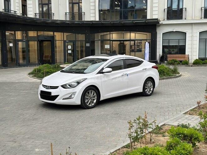 Hyundai Avante 2015, 130,000 km - 1.6 л - Bakı