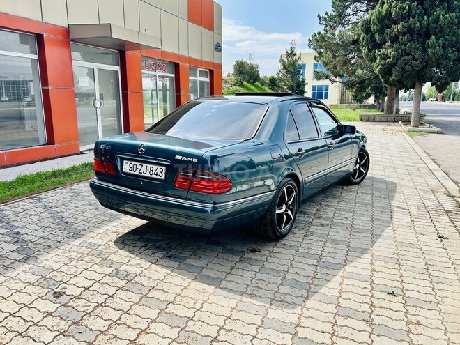 Mercedes E 240 1999, 210,000 km - 2.4 l - Gəncə