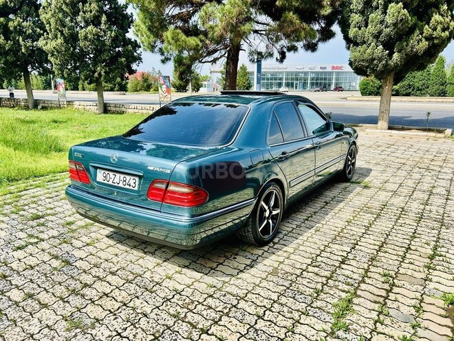 Mercedes E 240 1999, 210,000 km - 2.4 l - Gəncə