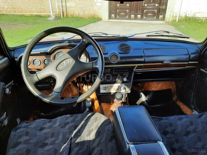 LADA (VAZ) 21011 1983, 87,565 km - 1.5 l - Salyan