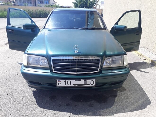 Mercedes C 180 1998, 210,203 km - 1.8 l - Salyan