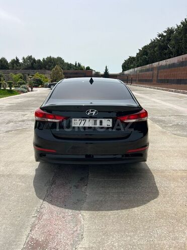Hyundai Elantra 2016, 180,000 km - 2.0 l - Bakı