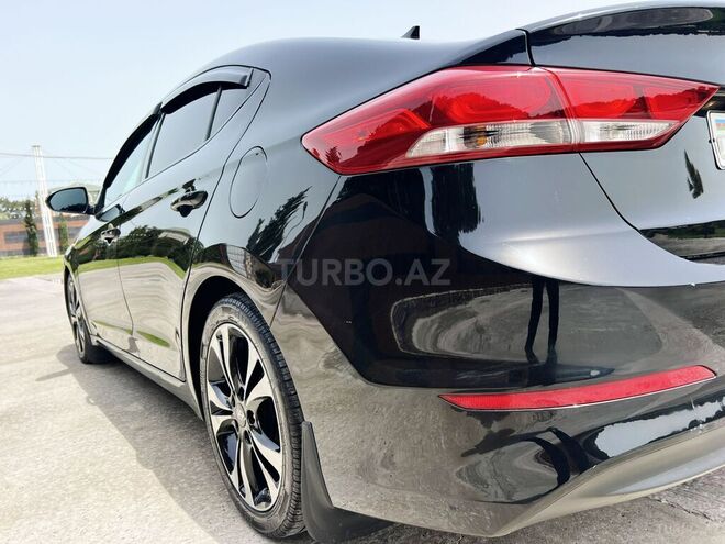 Hyundai Elantra 2016, 180,000 km - 2.0 l - Bakı