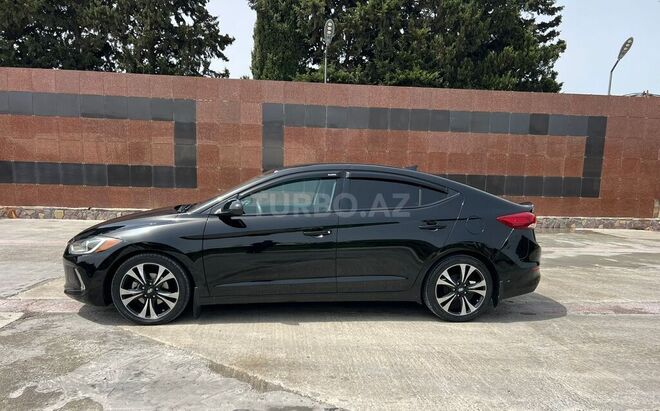 Hyundai Elantra 2016, 180,000 km - 2.0 l - Bakı